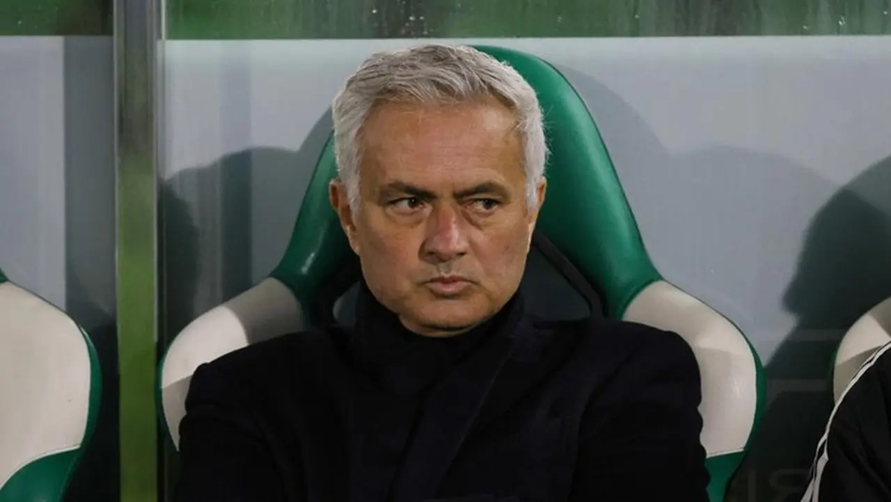 Jose Mourinho Akui Tertekan Pasca Kontroversi Laga Benfica vs Real Madrid Jose Mourinho Akui Tertekan Pasca Kontroversi Laga Benfica vs Real Madrid