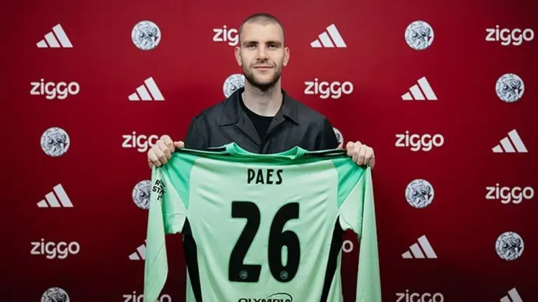 Maarten Paes Siap Debut di Ajax, Dua Penyelamatan Krusial Timnas Masuk Nominasi Awards Maarten Paes Siap Debut di Ajax, Dua Penyelamatan Krusial Timnas Masuk Nominasi Awards