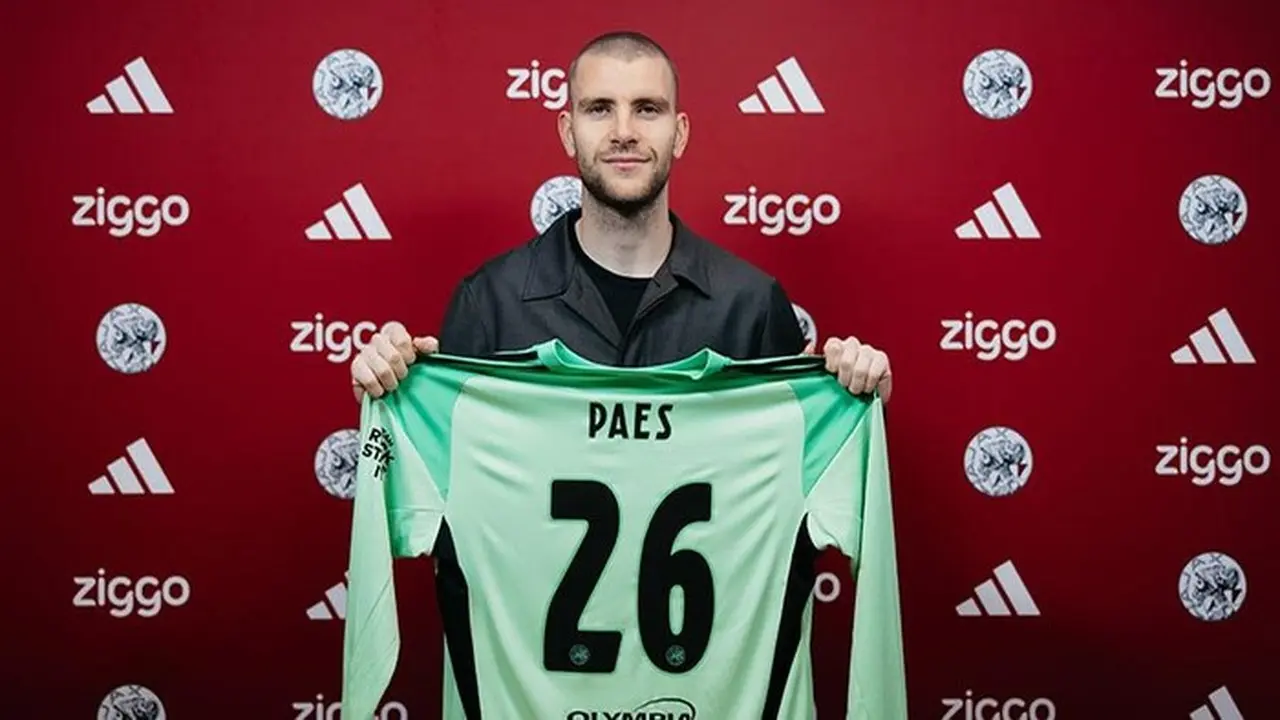 Maarten Paes Siap Debut di Ajax, Dua Penyelamatan Krusial Timnas Masuk Nominasi Awards Maarten Paes Siap Debut di Ajax, Dua Penyelamatan Krusial Timnas Masuk Nominasi Awards