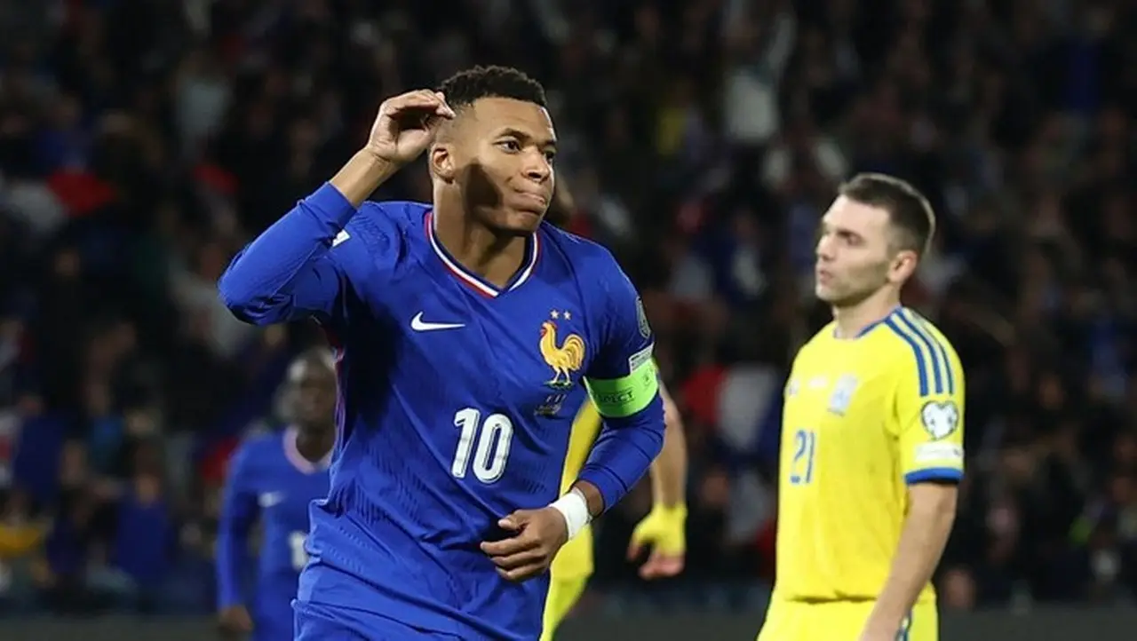 Kiper Eks Metz Ungkap Sifat Buruk Kylian Mbappe: Suka Hina Ibu Pemain Lawan Kiper Eks Metz Ungkap Sifat Buruk Kylian Mbappe: Suka Hina Ibu Pemain Lawan