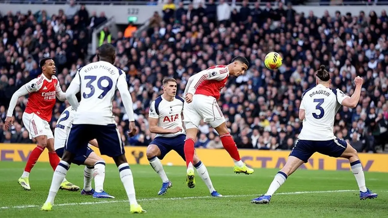 Tottenham Hotspur vs Arsenal Berakhir Imbang 1-1 di Babak Pertama Liga Inggris Tottenham Hotspur vs Arsenal Berakhir Imbang 1-1 di Babak Pertama Liga Inggris