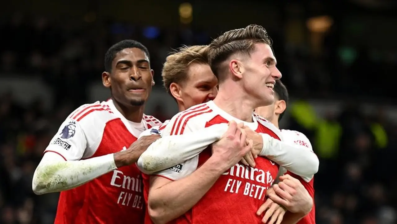 Arsenal Bungkam Tottenham 4-1 di Kandang Rival, Kokoh di Puncak Klasemen Liga Inggris Arsenal Bungkam Tottenham 4-1 di Kandang Rival, Kokoh di Puncak Klasemen Liga Inggris