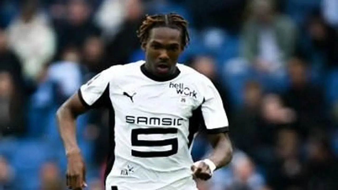 Liverpool Tikung Chelsea, Resmi Boyong Jeremy Jacquet Senilai Rp 1,4 Triliun Liverpool Tikung Chelsea, Resmi Boyong Jeremy Jacquet Senilai Rp 1,4 Triliun