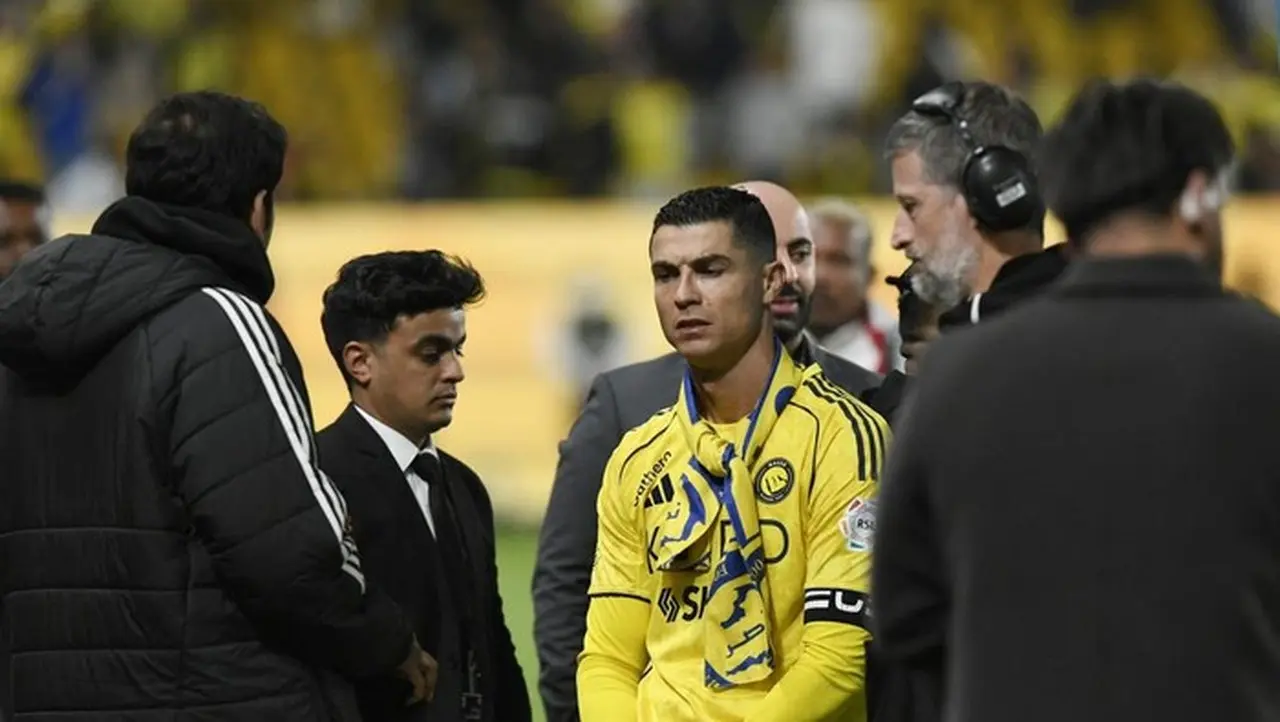 Cristiano Ronaldo Tinggalkan Al Nassr, Pulang Kampung ke Portugal di Tengah Rumor Transfer Cristiano Ronaldo Tinggalkan Al Nassr, Pulang Kampung ke Portugal di Tengah Rumor Transfer