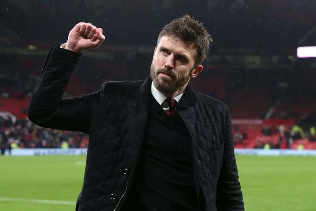 Manchester United Tak Berjanji Pertahankan Michael Carrick Meski Capai Target Empat Besar
