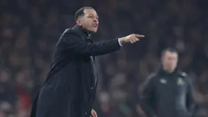 Manajer Chelsea Liam Rosenior Kesal, Tuding Arsenal Tak Hormati Timnya Saat Pemanasan