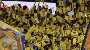 Fans Al Nassr Beri Dukungan Penuh untuk Cristiano Ronaldo Meski Absen di Laga Kontra Al Ittihad Fans Al Nassr Beri Dukungan Penuh untuk Cristiano Ronaldo Meski Absen di Laga Kontra Al Ittihad