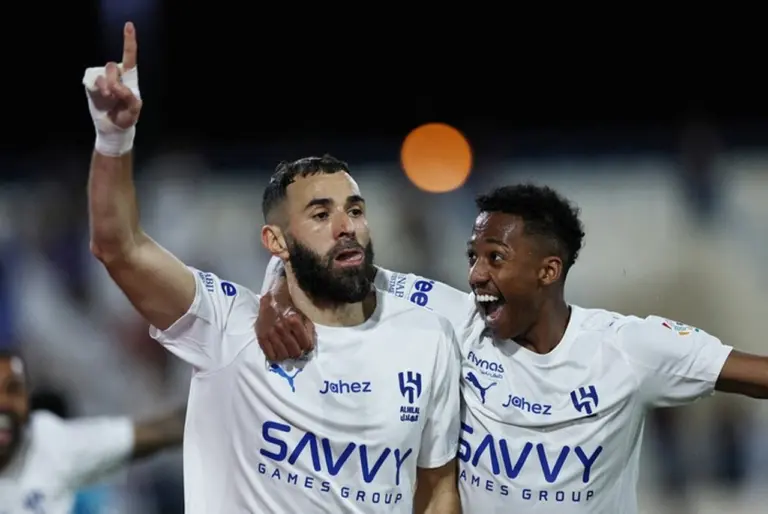 Karim Benzema Tolak Bicara Kontrak Aneh Al Ittihad, Fokus Bawa Al Hilal Juara Karim Benzema Tolak Bicara Kontrak Aneh Al Ittihad, Fokus Bawa Al Hilal Juara