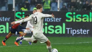 Drama Injury Time: Napoli Bungkam Genoa 3-2, Teror Duo Milan di Puncak Klasemen Serie A