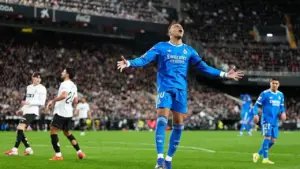 Kylian Mbappe Cetak Gol, Real Madrid Taklukkan Valencia 2-0 di Mestalla
