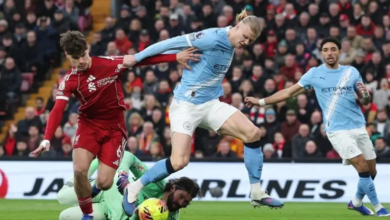 Manchester City Raih Poin Krusial di Anfield, Bernardo Silva Ungkap Tekanan Buru Arsenal Manchester City Raih Poin Krusial di Anfield, Bernardo Silva Ungkap Tekanan Buru Arsenal