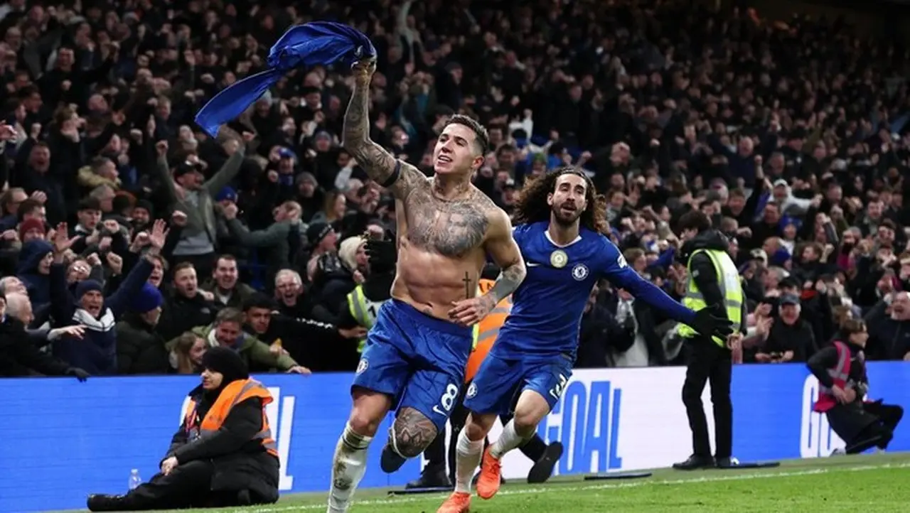 Chelsea Bangkit dari Ketertinggalan, Taklukkan West Ham 3-2 dalam Drama Liga Inggris Chelsea Bangkit dari Ketertinggalan, Taklukkan West Ham 3-2 dalam Drama Liga Inggris