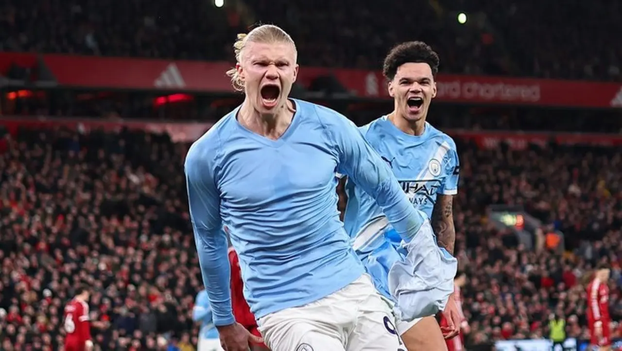 Erling Haaland Pecah Telur di Anfield, Man City Raih Kemenangan Dramatis Atas Liverpool 2-1 Erling Haaland Pecah Telur di Anfield, Man City Raih Kemenangan Dramatis Atas Liverpool 2-1