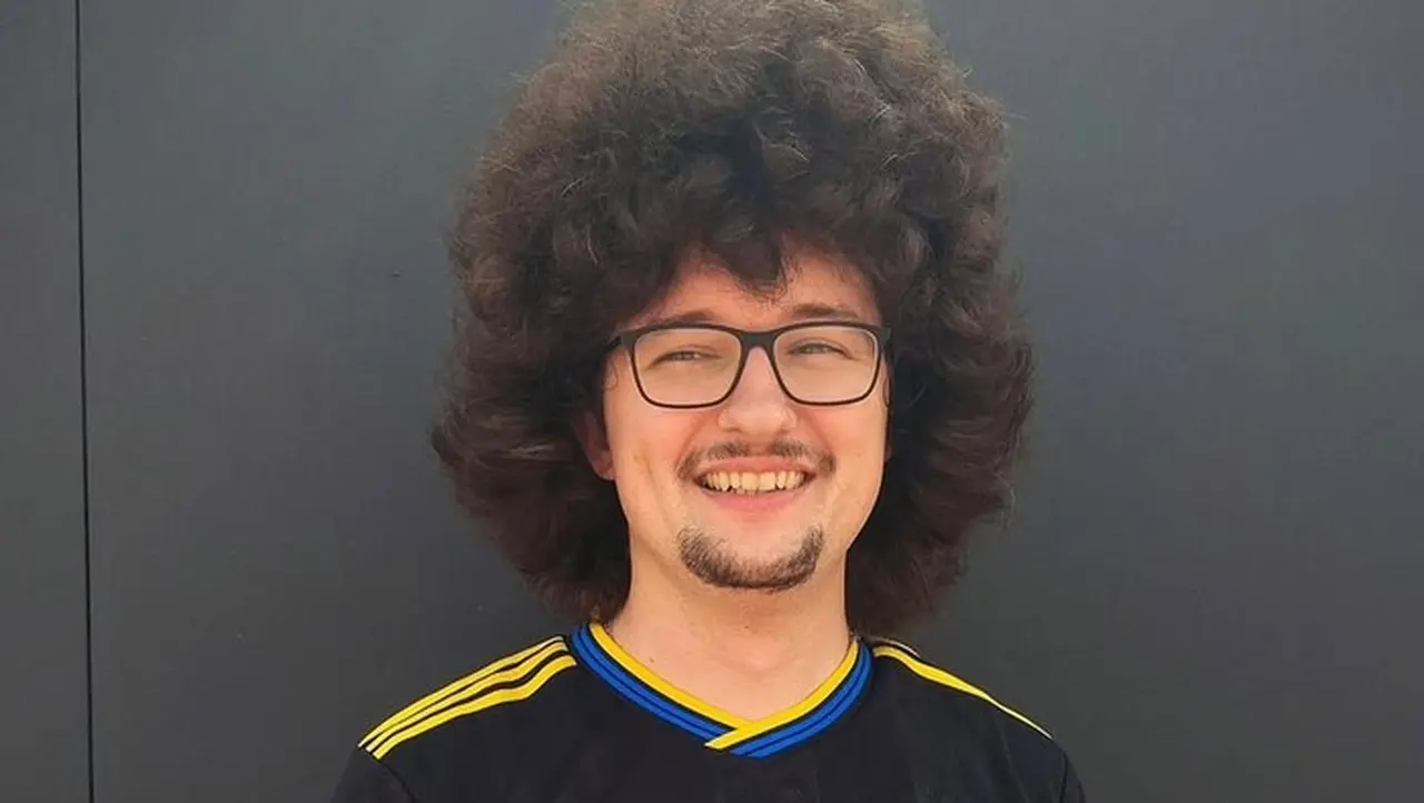 Nazar Potong Rambut Frank Ilett Tergantung Kemenangan Manchester United Lawan West Ham Nazar Potong Rambut Frank Ilett Tergantung Kemenangan Manchester United Lawan West Ham