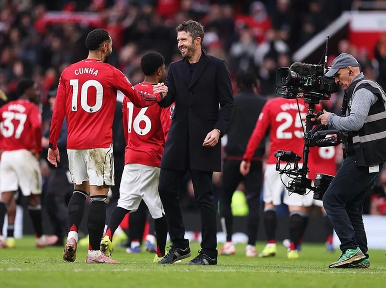 Michael Carrick Pertahankan Rekor Tak Terkalahkan Bersama Manchester United Jelang Lawan West Ham