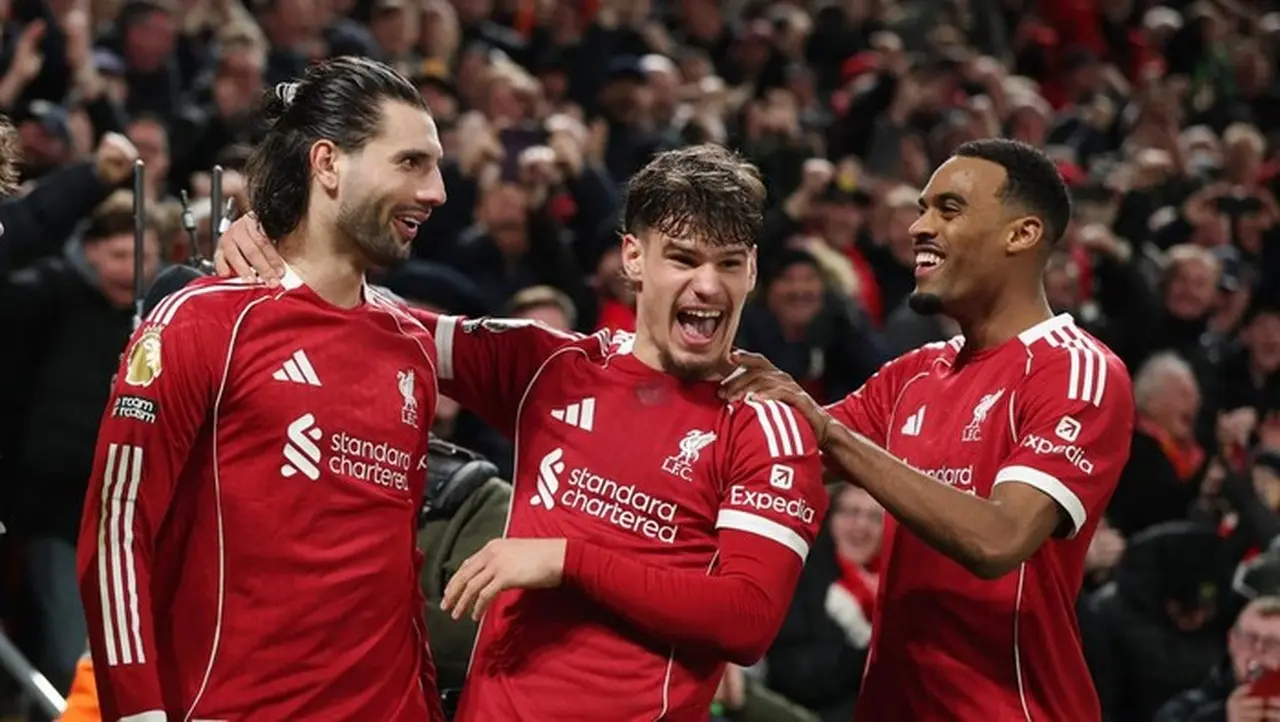 Arne Slot Akui Liverpool Sial Akibat Badai Cedera Pemain Kunci Arne Slot Akui Liverpool Sial Akibat Badai Cedera Pemain Kunci