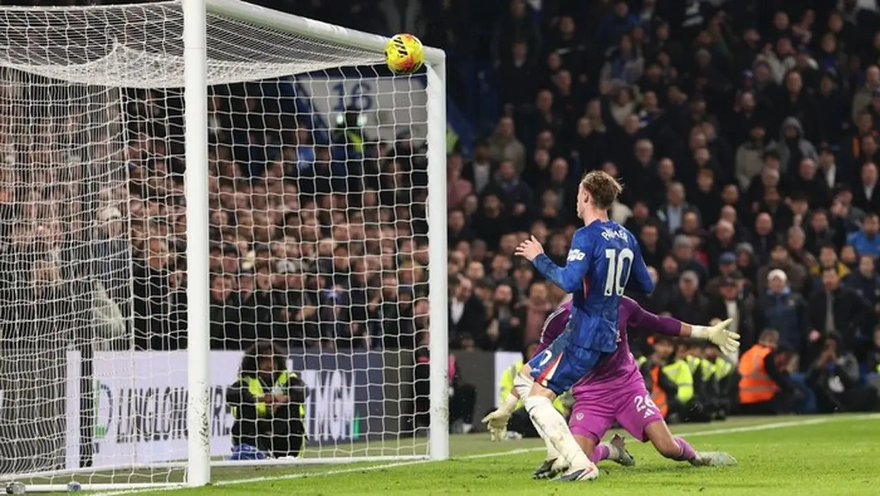 Cole Palmer Buang Peluang Emas, Chelsea Ditahan Imbang Leeds United 2-2 Cole Palmer Buang Peluang Emas, Chelsea Ditahan Imbang Leeds United 2-2