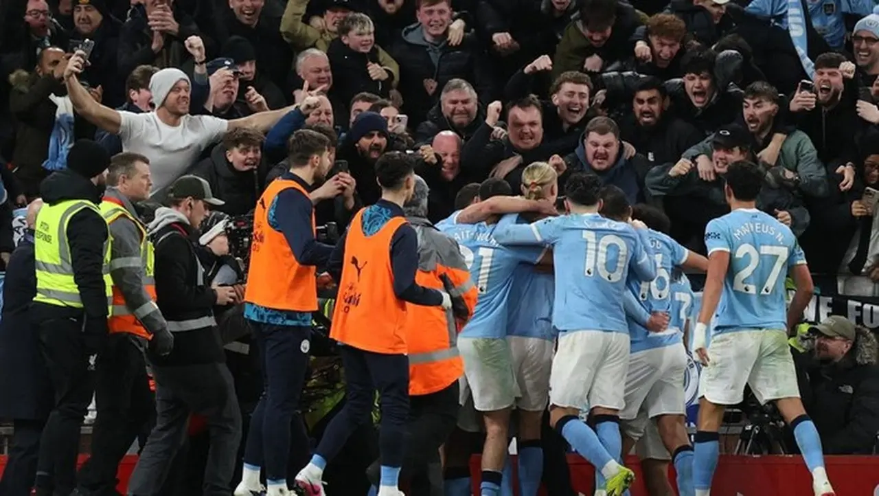 Jadwal Bola Malam Ini: Liverpool dan Man City Beraksi di Liga Inggris, Duel Sengit di Eropa Jadwal Bola Malam Ini: Liverpool dan Man City Beraksi di Liga Inggris, Duel Sengit di Eropa