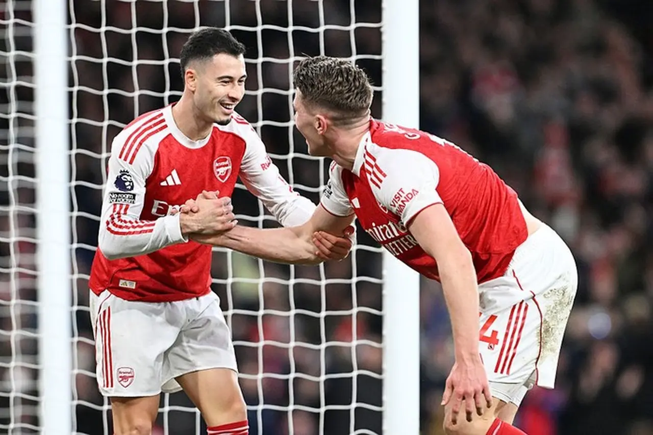 Pep Guardiola Menanti Arsenal Tergelincir, Man City Bertekad Terus Menekan