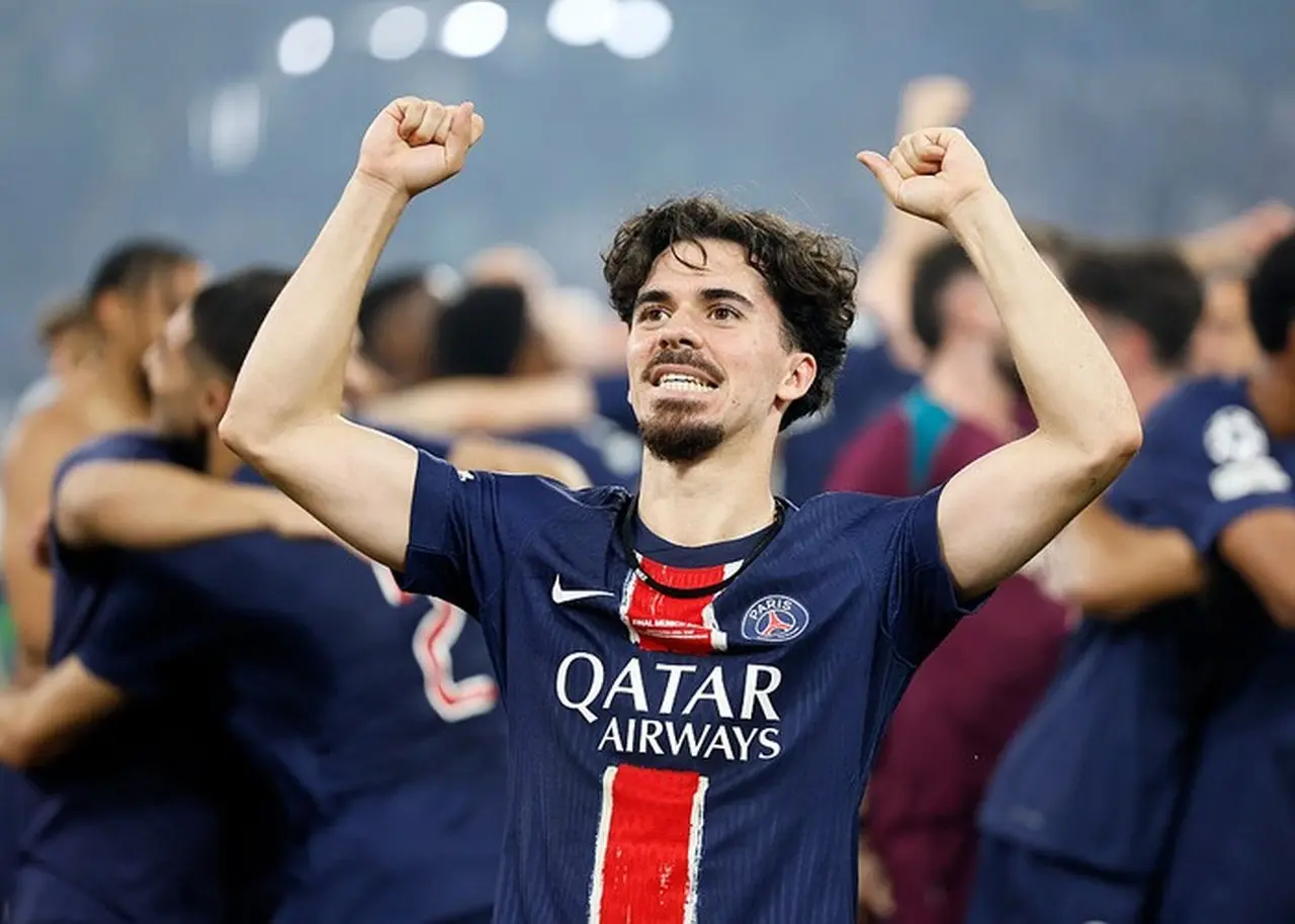 Real Madrid Mundur dari Perburuan Vitinha, PSG Pasang Harga Tinggi Real Madrid Mundur dari Perburuan Vitinha, PSG Pasang Harga Tinggi
