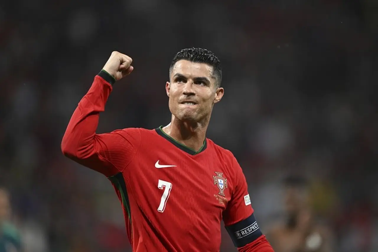 Jose Mourinho Diincar Jadi Pelatih Timnas Portugal, Kans Duet Lagi dengan Ronaldo? Jose Mourinho Diincar Jadi Pelatih Timnas Portugal, Kans Duet Lagi dengan Ronaldo?