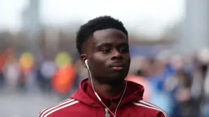 Arsenal Raih Kemenangan Telak atas Leeds, Namun Bukayo Saka Cedera