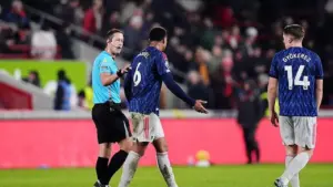 Kontroversi Wasit: Gabriel Magalhaes Seharusnya Diusir Saat Arsenal Imbang dengan Brentford