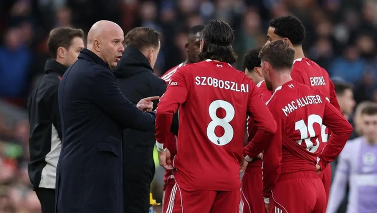 Arne Slot Ungkap Tiga Prioritas Liverpool: Liga Champions, Piala FA, dan Lolos ke UCL Musim Depan Arne Slot Ungkap Tiga Prioritas Liverpool: Liga Champions, Piala FA, dan Lolos ke UCL Musim Depan