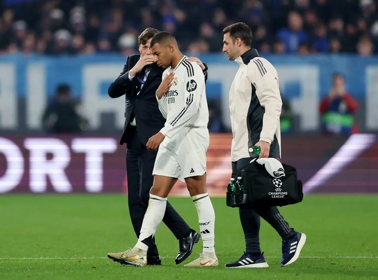 Kylian Mbappe Absen Lawan Real Sociedad, Cedera Lutut Jadi Ancaman Madrid Kylian Mbappe Absen Lawan Real Sociedad, Cedera Lutut Jadi Ancaman Madrid