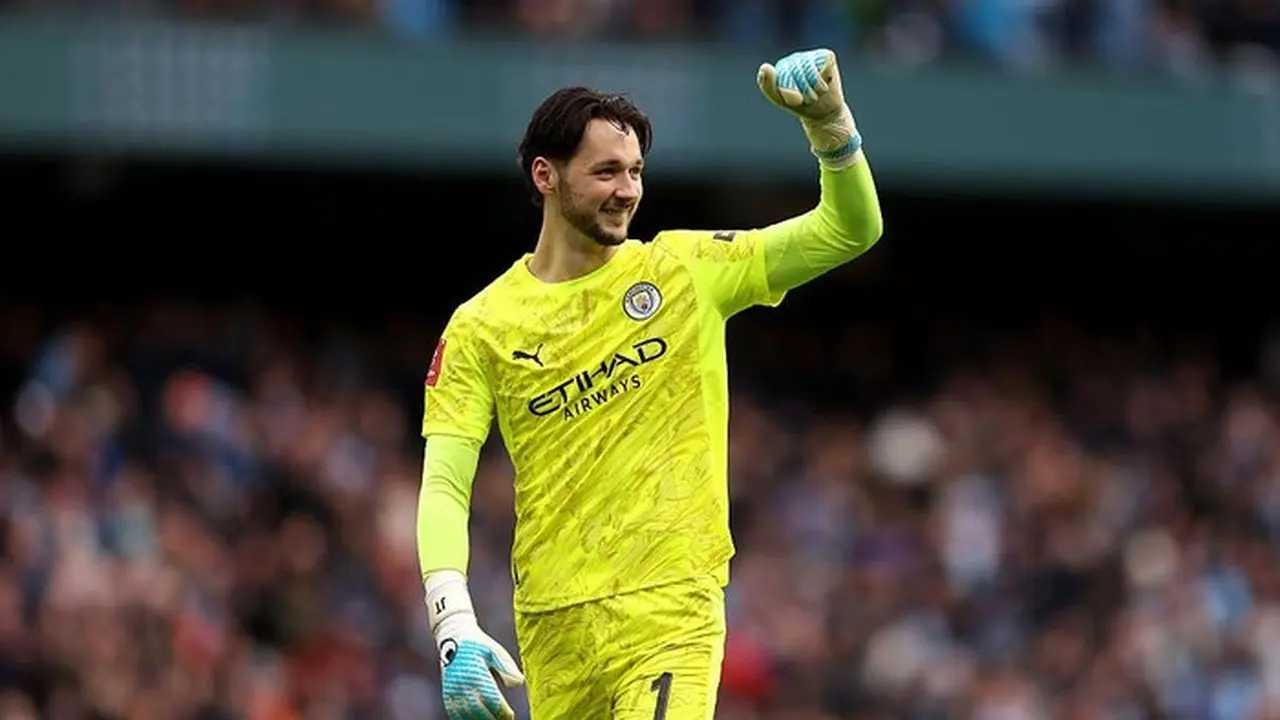 James Trafford Tak Sangka Jadi Deputi Donnarumma di Manchester City James Trafford Tak Sangka Jadi Deputi Donnarumma di Manchester City