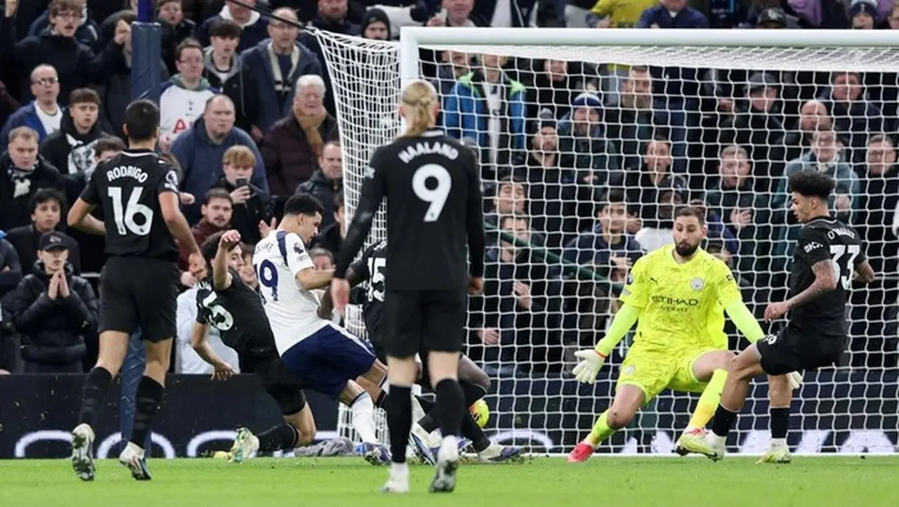 Man City Gagal Menang Lagi, Guardiola Akui Momentum Hilang Tapi Belum Menyerah