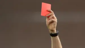 Kontroversi Kartu Merah di Serie A: Pemain Verona Diusir Gara-gara Protes Keputusan Wasit