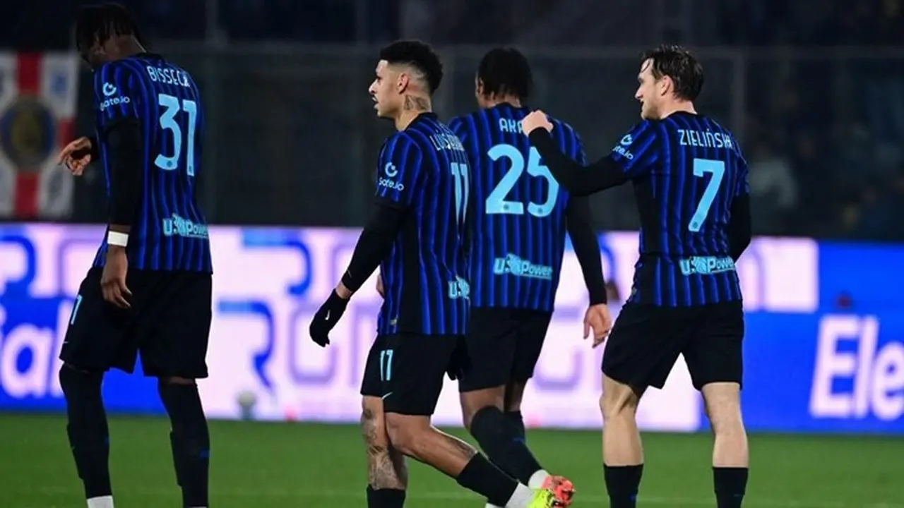 Inter Milan Hadapi Tantangan Cuaca Dingin dan Rumput Sintetis di Markas Bodo/Glimt Inter Milan Hadapi Tantangan Cuaca Dingin dan Rumput Sintetis di Markas Bodo/Glimt