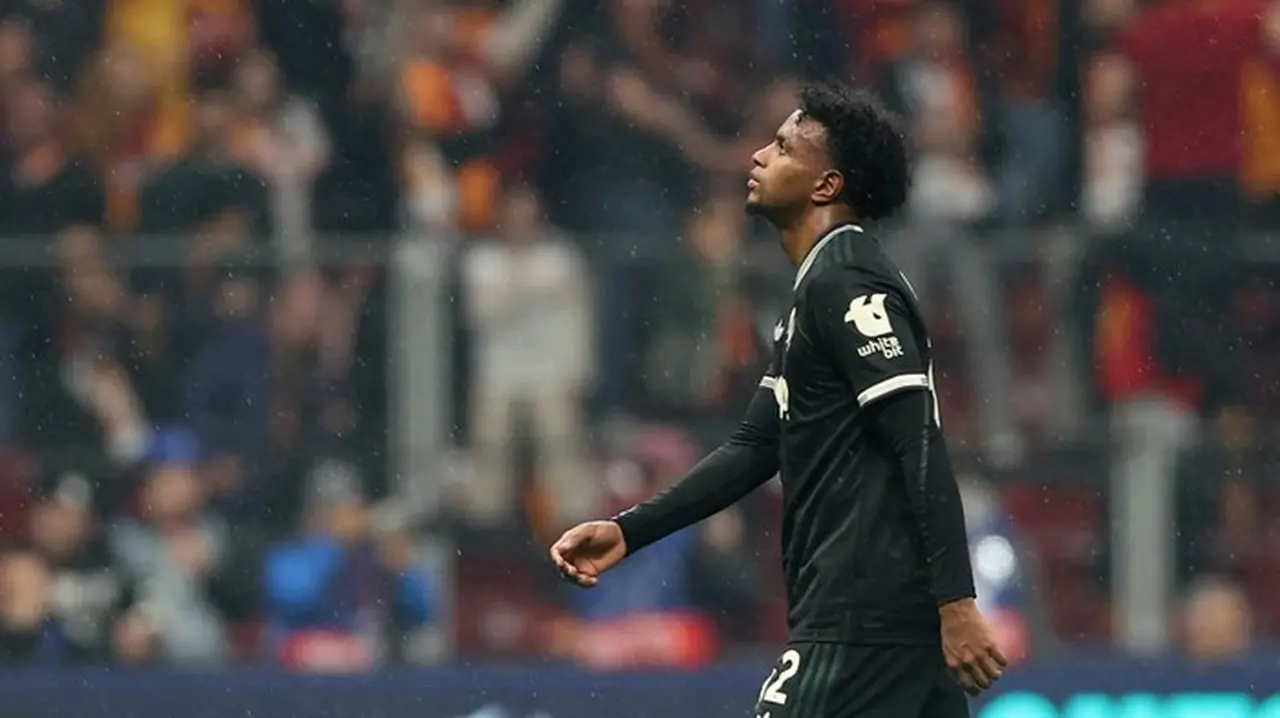 Galatasaray Hancurkan Juventus 5-2 di Playoff Liga Champions, Gabriel Sara Jadi Bintang Lapangan