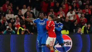 UEFA Selidiki Dugaan Rasisme Gianluca Prestianni Terhadap Vinicius Jr di Laga Benfica vs Madrid