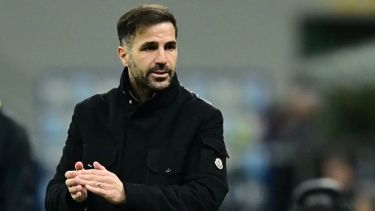 Insiden di San Siro: Fabregas Akui Tindakan Tak Sportif, Minta Maaf pada Saelemaekers Insiden di San Siro: Fabregas Akui Tindakan Tak Sportif, Minta Maaf pada Saelemaekers