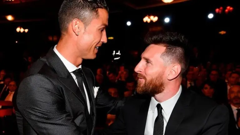 Dybala Ungkap Perbedaan dan Kesamaan Mental Ronaldo dan Messi Dybala Ungkap Perbedaan dan Kesamaan Mental Ronaldo dan Messi
