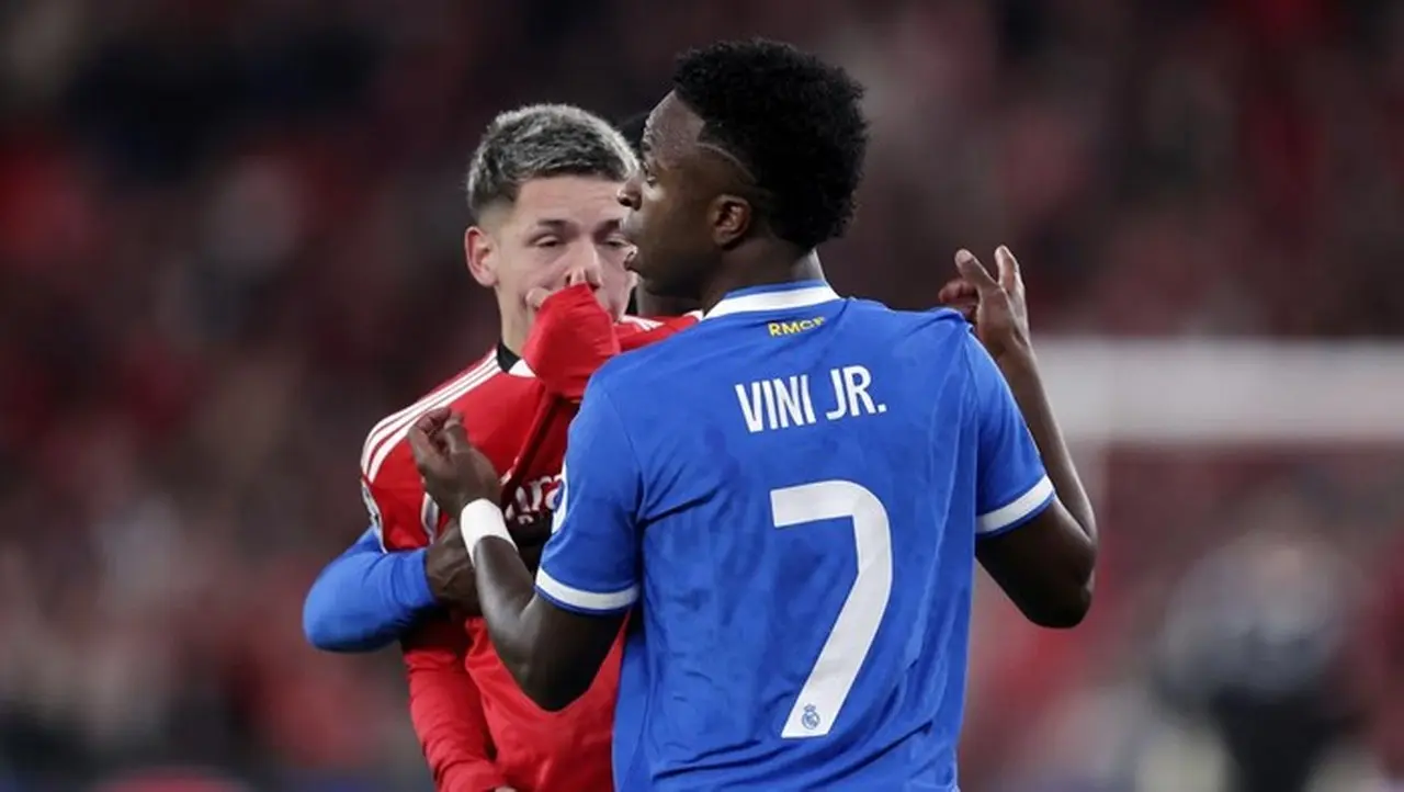 Eks Real Madrid: Vinicius Junior Bukan Korban Rasisme, Ada Kehebohan Berlebih Eks Real Madrid: Vinicius Junior Bukan Korban Rasisme, Ada Kehebohan Berlebih