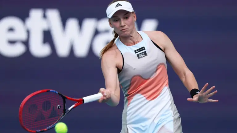 Elena Rybakina Tembus Semifinal Miami Open Usai Kalahkan Jessica Pegula Tiga Set Elena Rybakina Tembus Semifinal Miami Open Usai Kalahkan Jessica Pegula Tiga Set