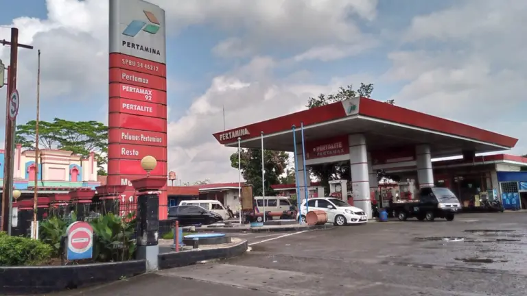 Harga BBM Pertamina 26 Maret 2026: Pertalite dan Solar Subsidi Tetap, Pertamax Naik Harga BBM Pertamina 26 Maret 2026: Pertalite dan Solar Subsidi Tetap, Pertamax Naik