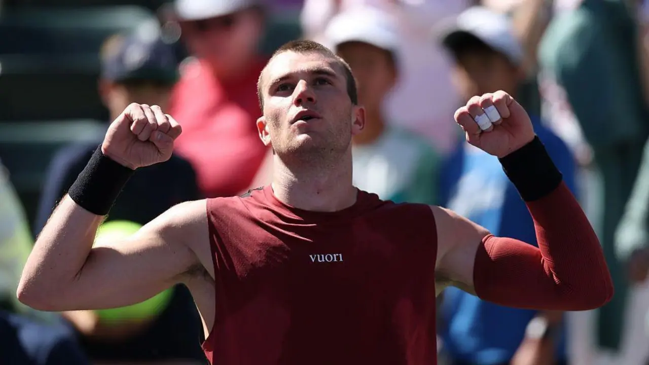 Jack Draper Singkirkan Novak Djokovic Lewat Duel Tiga Set Dramatis di Indian Wells 2026 Jack Draper Singkirkan Novak Djokovic Lewat Duel Tiga Set Dramatis di Indian Wells 2026