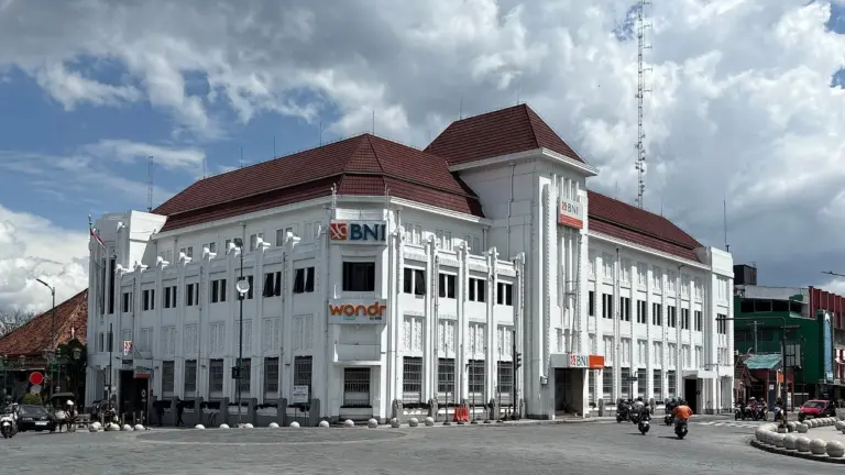 Jadwal Layanan Bank BRI, BNI, Mandiri Selama Libur Lebaran 2026: Cek Tanggal Operasional Jadwal Layanan Bank BRI, BNI, Mandiri Selama Libur Lebaran 2026: Cek Tanggal Operasional
